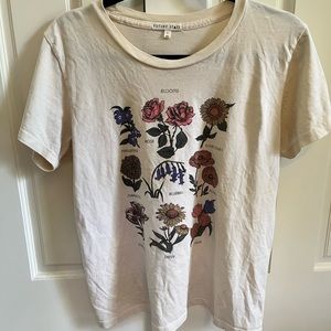 Earthy Boutique floral anatomy tee - Used Like New